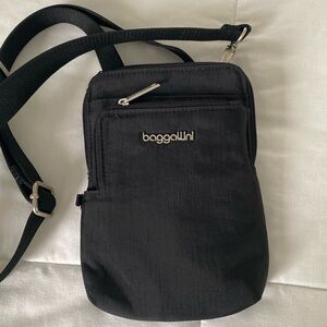 Baggallini anti-theft Activity Crossbody Bag